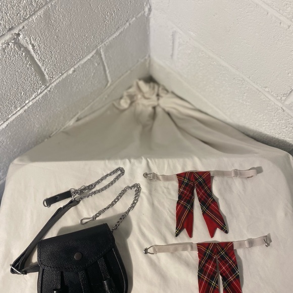 Original ‘Sportskilt’ traditional kilt in red tartan pattern. - Picture 5 of 9